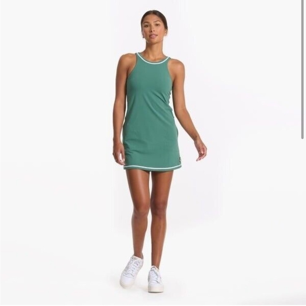 NWT Vuori Volley Dress in Cactus XS